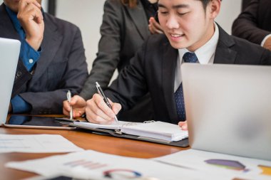 bir toplantı mı iş adamları. iş adamı ve iş kadını wo