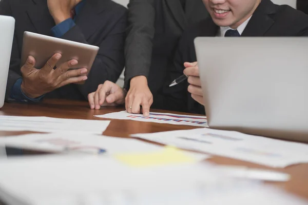 Gente de negocios teniendo una reunión. hombre de negocios & mujer de negocios wo — Foto de Stock