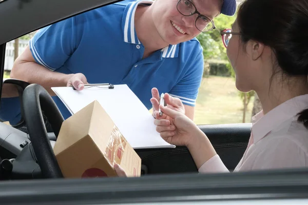 kadın araba Pano imza imza paket f almak için