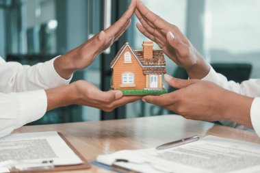 el koruma ev modeli. Ev sigortası, emniyet ve güvenlik c