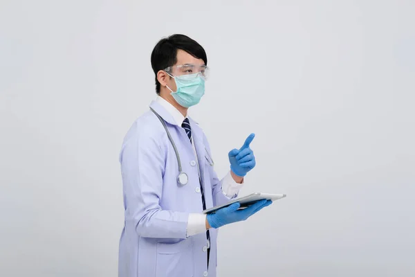 Doctor Physician Practitioner Wearing Mask Tablet Stethoscope White Background Medical — Stock Photo, Image