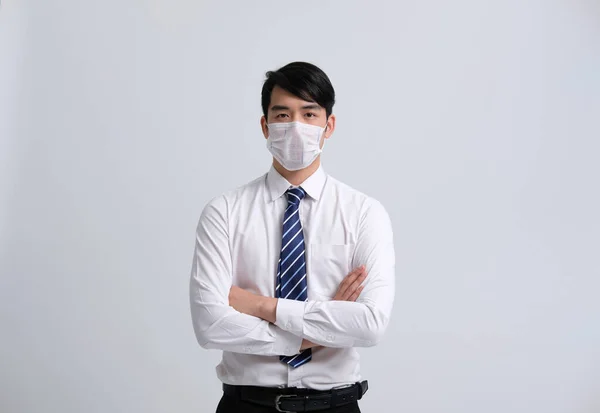 Affärsman Man Bär Skyddsmask Mot Förkylning Influensa Covid Virus Bakterier — Stockfoto