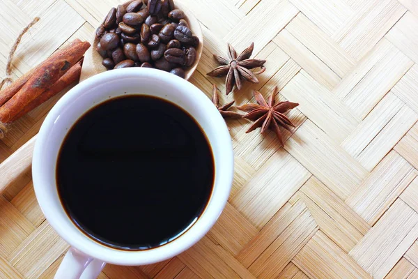 Aroma Black Coffee Cinnamon Anise Bamboo Floor — Stock Photo, Image