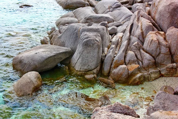 Natur Zeigt Großen Und Kleinen Braunen Felsen Strand Und Unter — Stockfoto