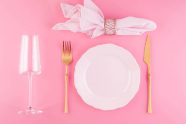 Lüks pembe pastel renkli şenlik masası.. 