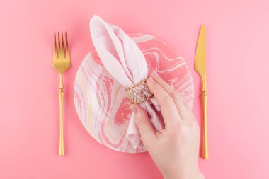 Lüks pembe pastel renkli şenlik masası.. 