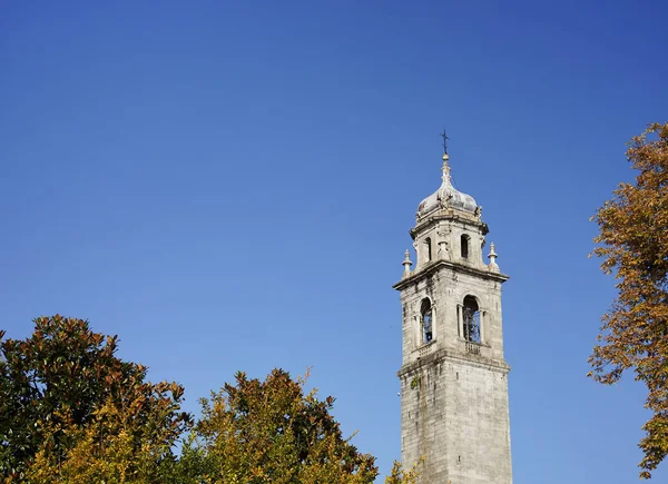 Old stone tower church in Verbania — Stock Photo, Image