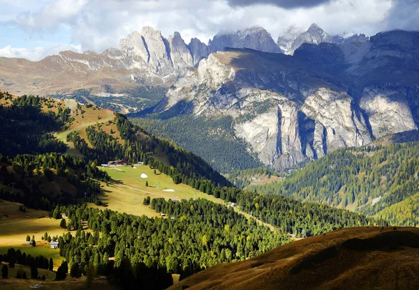 Paysage automnal des Alpes italiennes — Photo