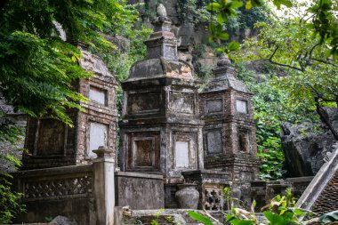 Antik Budist pagoda dong karmaşık bich mağara. Ninh binh vietnam