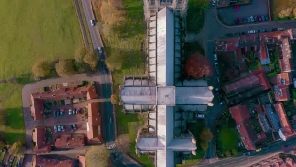 Birdseye εναέρια άποψη του Beverley Minster κατά τη διάρκεια του φθινοπώρου του 2019, Yorkshire Ηνωμένο Βασίλειο — Αρχείο Βίντεο