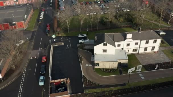 Sheffield, Uk - 16th December 2019: Aerial drone footage of the new Starbucks drive thru in Sheffield City — стокове відео