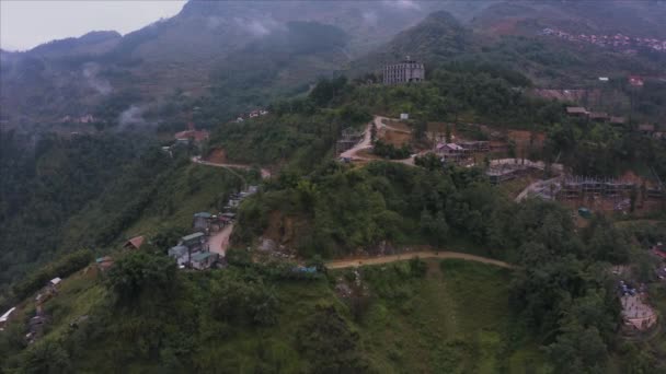 Sapa körül Rice Terrace az északi hegyekben Vietnam határán Kína. Légi felvétel egy drónról. — Stock videók