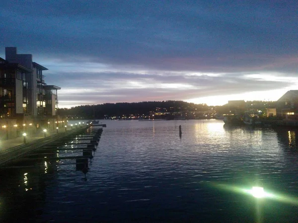 Gece sandfjords İskelesi.