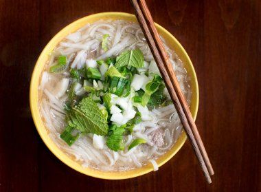 Pho Bo çorba kase