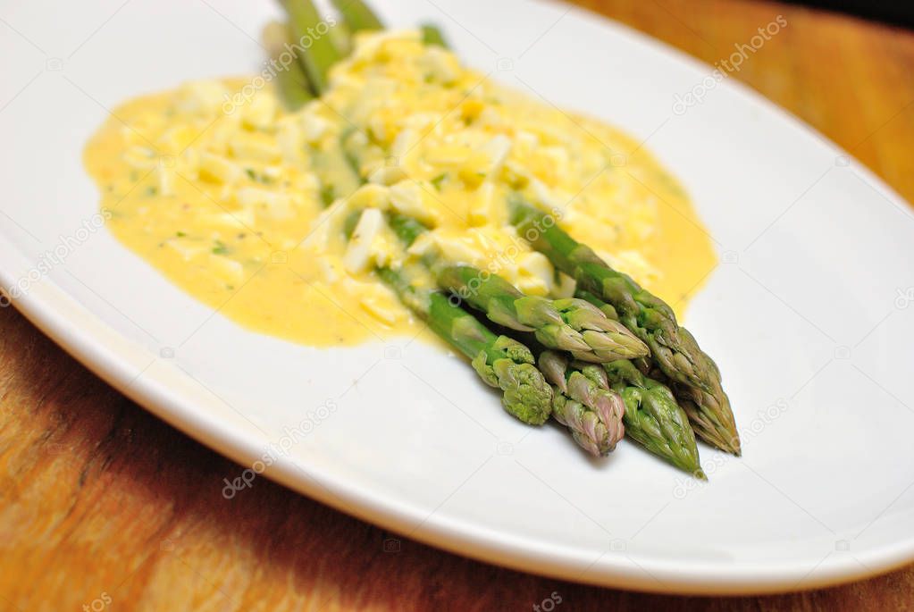 Green asparagus on the plate