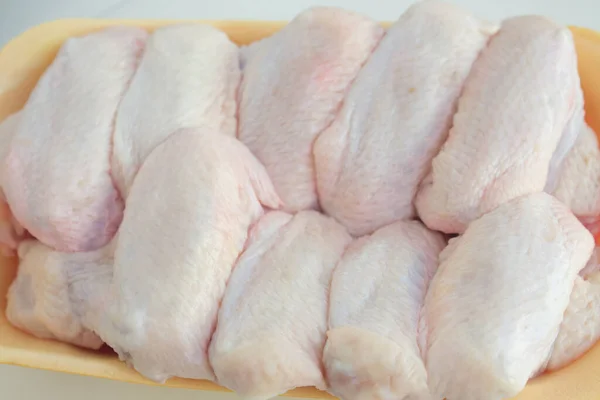 Fresh Chicken Wings Plate White Marble Table Copy Space Raw — Stock Photo, Image