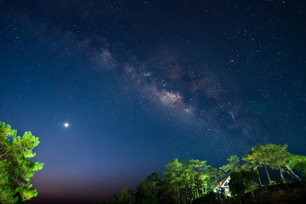 Noche con Vía Láctea — Foto de Stock