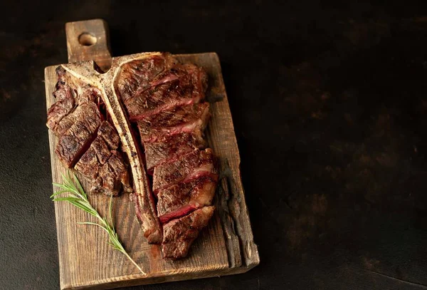 Bife Cru Com Carne Alecrim — Fotografia de Stock