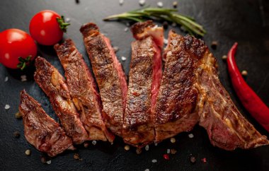 Izgara biftek, hayat devam ediyor..