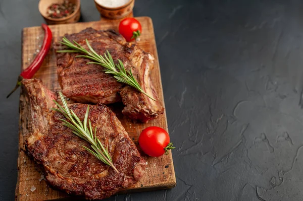Grilované Hovězí Steaky Zátiší — Stock fotografie