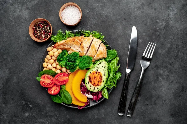 Bowl Buddha Rice Chicken Breast Broccoli Pumpkins Avocados Chickpeas Carrots — Stock Photo, Image