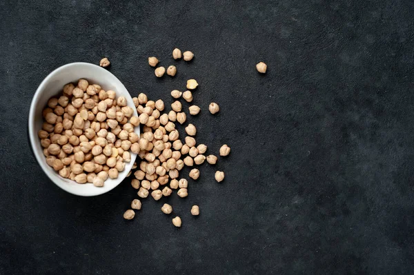 Marroni Ceci Straggling Grani Ciotola Sfondo Rustico — Foto Stock