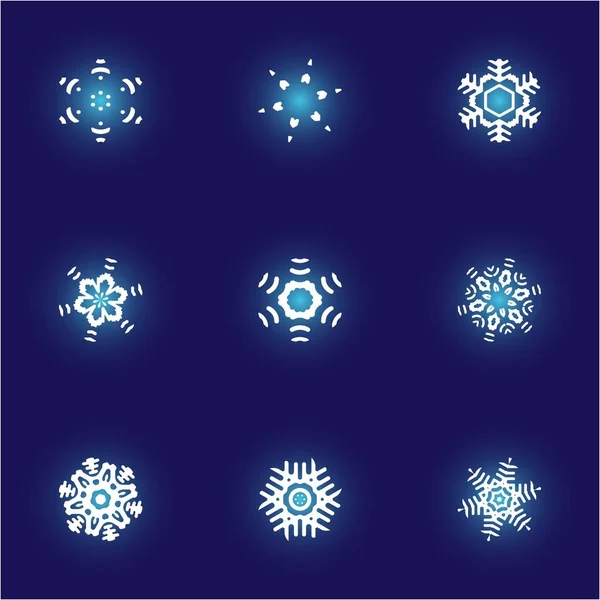 Colección de lindos copos de nieve sobre fondo azul . — Vector de stock