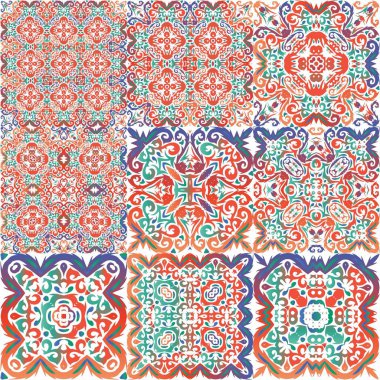 Geleneksel seramik fayanslarda dekoratif renk.