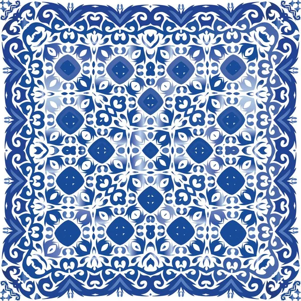 Traditional Ornate Portuguese Azulejo Fashionable Design Vector Seamless Pattern Arabesque — Stock Vector