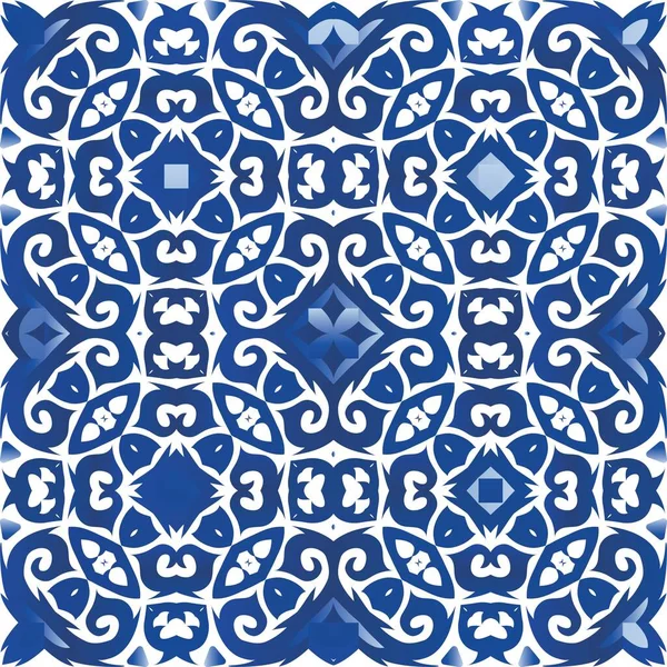 Portekiz yapımı Azulejo fayansları. Renkli tasarım. Vektörsüz desen dokusu. Yastıklar, baskılar, duvar kağıtları, ağ arkaplanı, havlular, yüzey dokusu için mavi antika arkaplan.