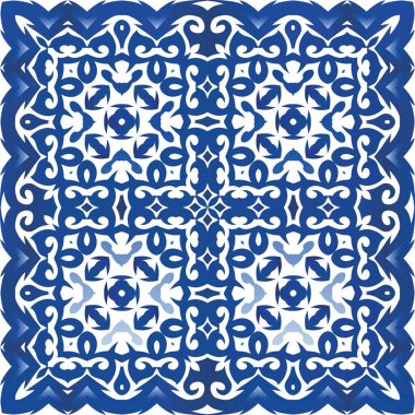 Geleneksel Portekiz azulejosu. Kusursuz bir arabesk deseni. Orijinal tasarım Ağ arkaplanı, baskı, yastıklar, yüzey dokusu, duvar kağıdı, havlular için mavi soyut arkaplan.