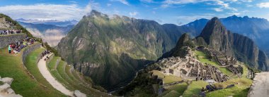 Machu Picchu 'nun Peru' daki panoramik görüntüsü