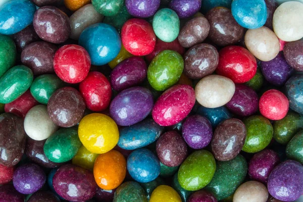 Una Dispersión Caramelos Esmalte Multicolor Cerca Con Espacio Copia — Foto de Stock