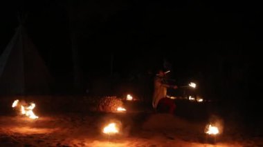 Ağzından ateş püskürten Fakir