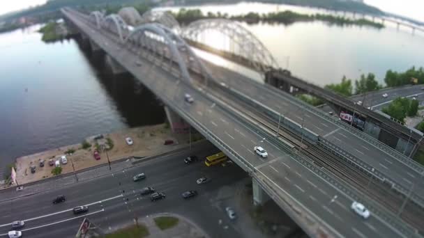 Aerial timelapse of bridge in the city — Stock Video
