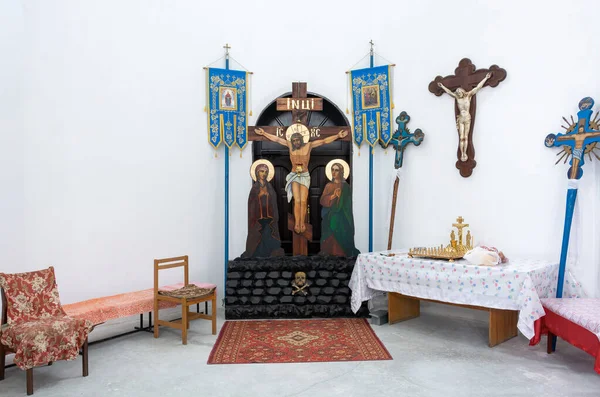 Orlovshchina ウクライナ 正教会 2019 出発を記念して教会内の場所 記念のテーブル ろうそくのためのクヌン そしてイエス キリストの十字架刑 — ストック写真