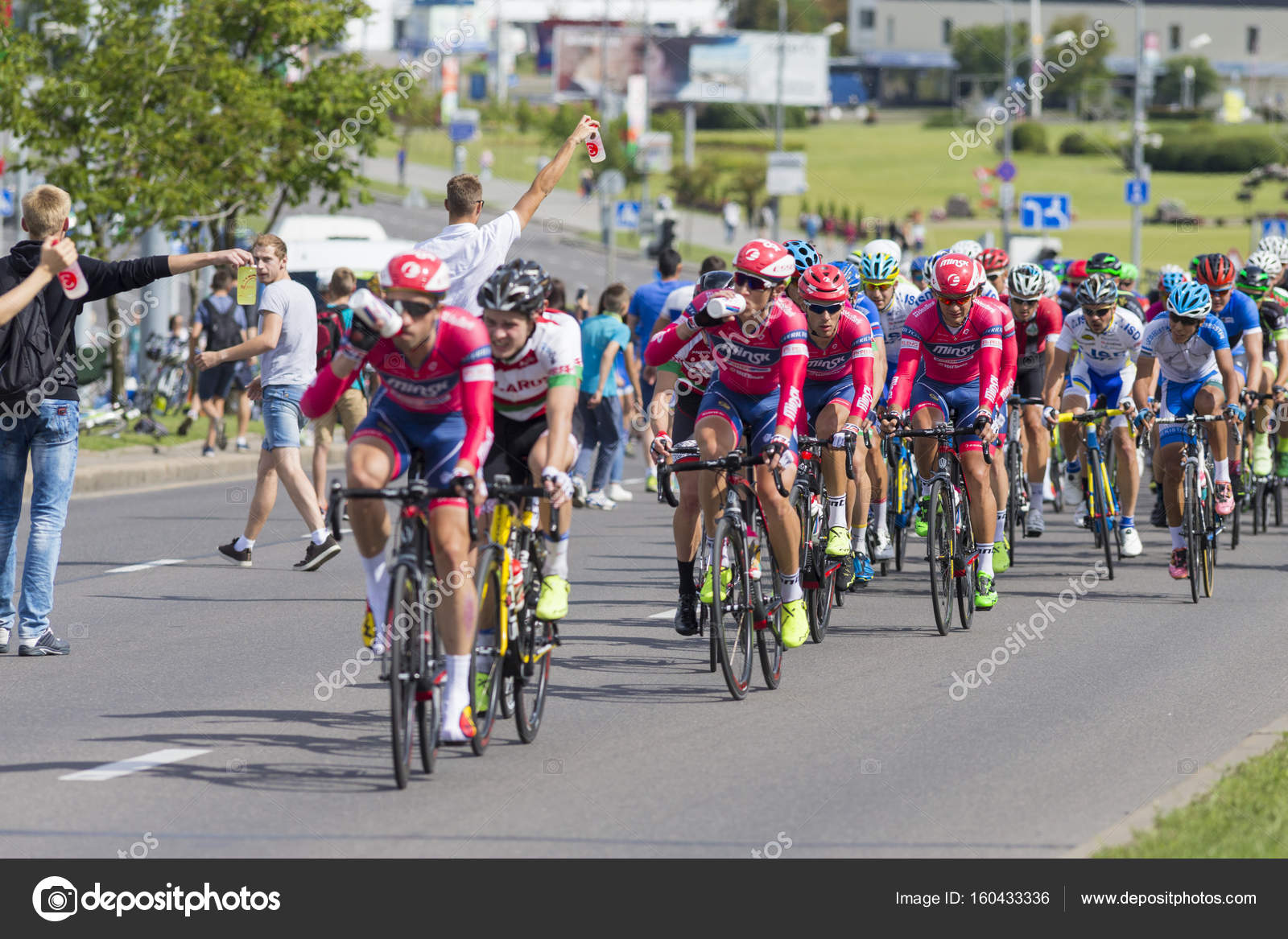 peloton road riders