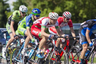 Gençlik yol bisikletçiler uluslararası yol Bisiklete binme rekabet Grand Prix Minsk-2017 tarihinde 8 Temmuz 2017 yılında Minsk sırasında profesyonel Peloton içinde