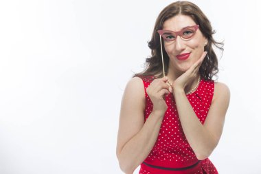 Ar Holding şirin ve seksi beyaz esmer kız portresi