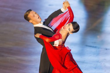 Çift gençlik standart Avrupa Program Wdsf uluslararası Wr dans bardakta gerçekleştirmek.