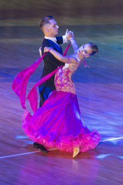 Dans çift gençlik standart Avrupa Program yerine