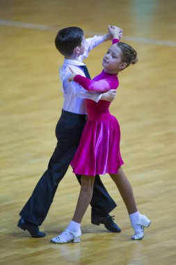 Dans çift çocuk-2 Standart Program Rusya Wdsf Ulusal Şampiyonası üzerinde gerçekleştirir.