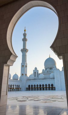 Şeyh Zayed Camii, Abu Dabi, Birleşik Arap Emirlikleri