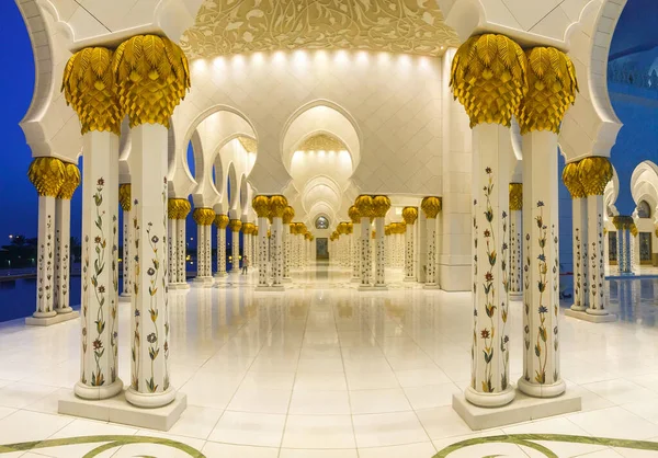 Şeyh Zayed Ulu Cami Abu Dabi, BAE