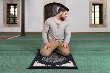 dua ederken Camii