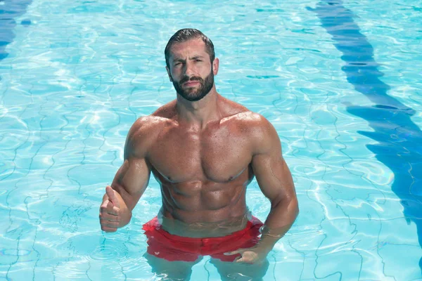 Portrait Of A Man Posing In Swimming Pool — Stock Photo, Image