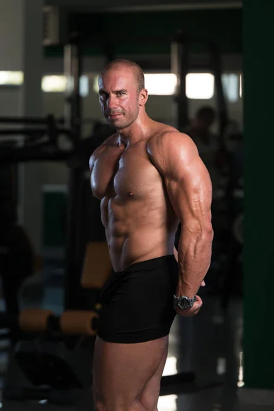 Portrait Of A Physically Fit Muscular Young Man — Stock Photo, Image