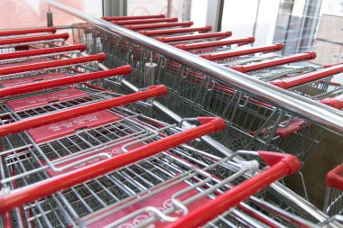 Metal Dükkanı arabaları süpermarket yakın çekim