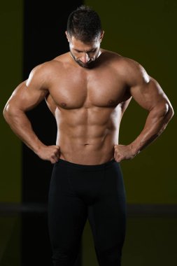 Sağlıklı bir insan altı paketi ile