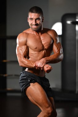 sağlıklı, genç bir adam portresi